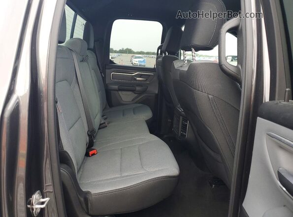 1C6SRFBT5MN579236 2021 RAM 1500 Charcoal Vista de los asientos traseros