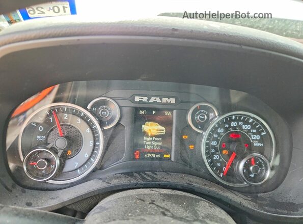 1C6SRFBT6NN116488 2022 RAM 1500 White Widok zestawu wskaźników
