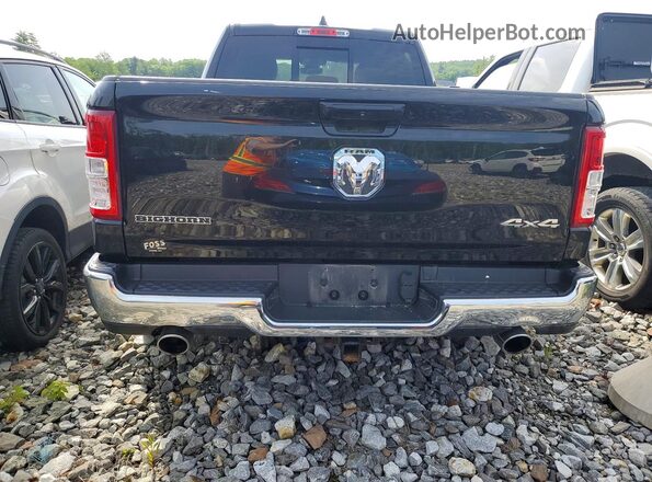 1C6SRFBT6NN224545 2022 RAM 1500 Black Rear view
