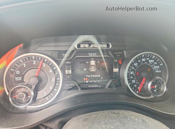 1C6SRFBT7LN300769 2020 RAM 1500 Charcoal Սարքավորումների վահանակի տեսք