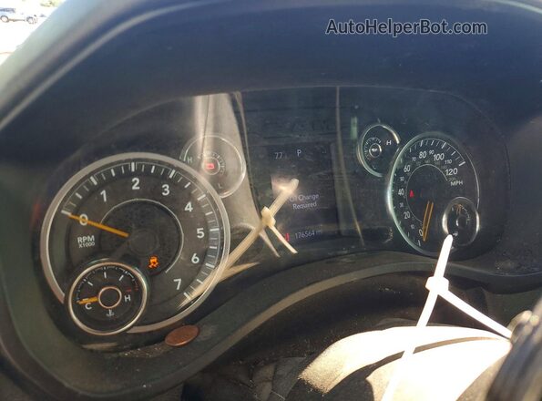 1C6SRFBT7MN726155 2021 RAM 1500 White ხელსაწყოთა პანელის ხედი