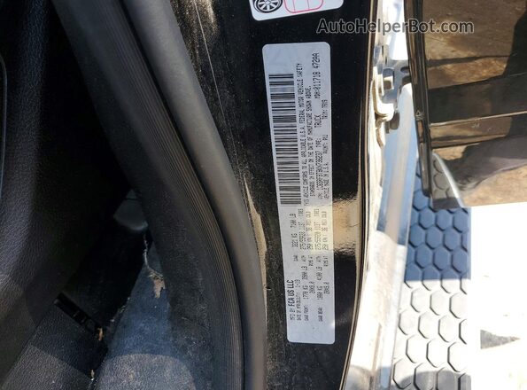 1C6SRFBT8KN736237 2019 RAM 1500 Черный Вид подкапотного пространства