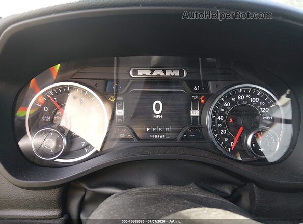 1C6SRFBT8NN362975 2022 RAM 1500 Black Widok tylnych siedzeń