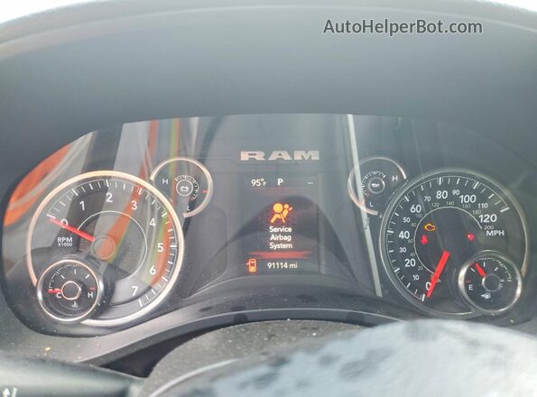 1C6SRFBT9PN546261 2023 RAM 1500 White ხელსაწყოთა პანელის ხედი