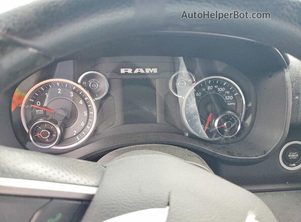 1C6SRFCTXRN213567 2024 RAM 1500 Silver Vista del cuadro de instrumentos