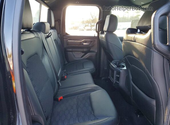 1C6SRFET2KN725522 2019 RAM 1500 Black უკანა სავარძლების ხედი