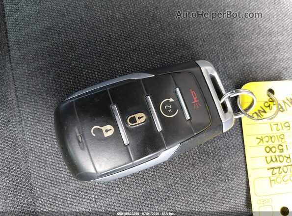 1C6SRFFM5NN165121 2022 RAM 1500 Черный Вид панели приборов