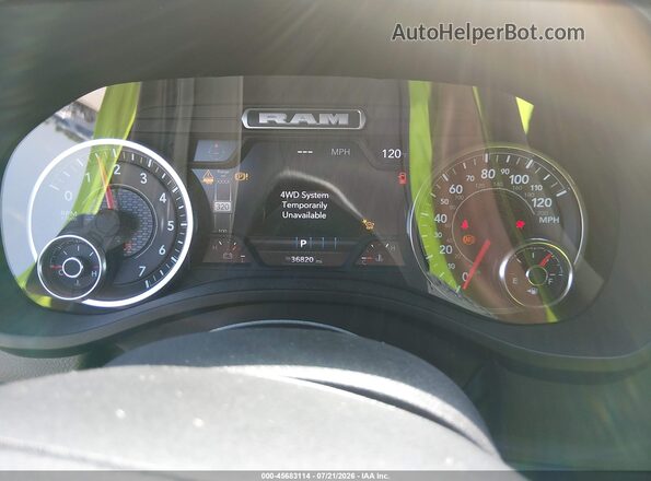 1C6SRFFP1SN522171 2025 RAM 1500 Black Vista de los asientos traseros