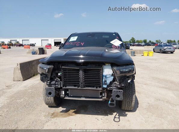 1C6SRFFP1SN522171 2025 RAM 1500 Black Vista interior trasera