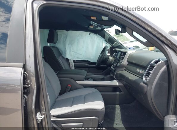 1C6SRFFP1SN761218 2025 RAM 1500 Gray წინა სალონის ხედი