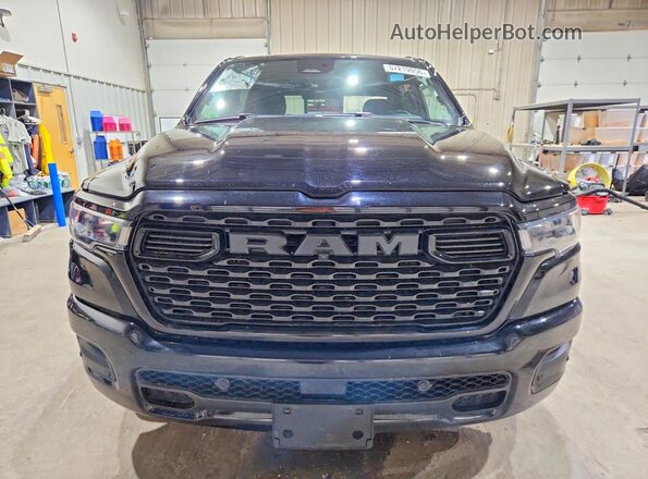 1C6SRFFP2SN559715 2025 RAM 1500 Black Widok z przodu