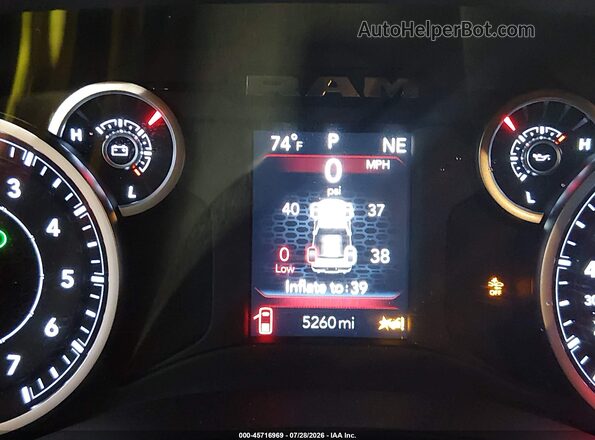 1C6SRFFP2TN167514 2026 RAM 1500 Silver Vista de los asientos traseros