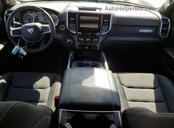 1C6SRFFP9SN535833 2025 RAM 1500 White Dashboard view