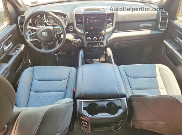1C6SRFFP9SN541891 2025 RAM 1500 Gray წინა პანელის ხედი