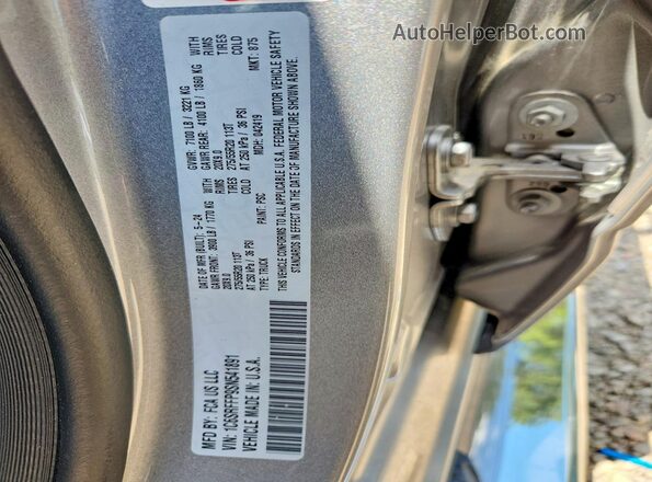1C6SRFFP9SN541891 2025 RAM 1500 Gray ძრავის განყოფილების ხედი