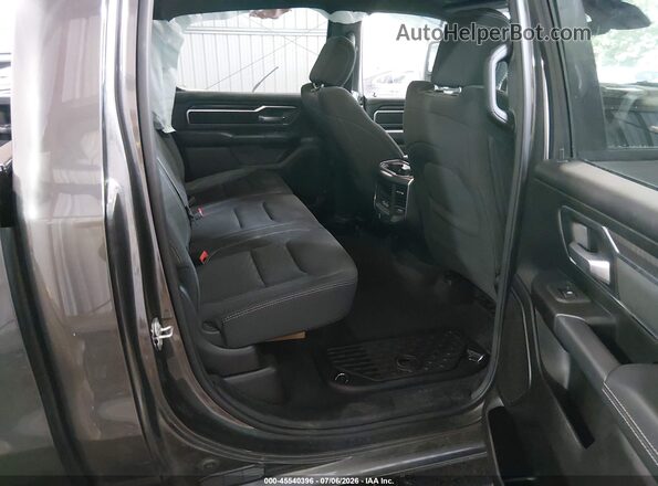 1C6SRFFPXSN689869 2025 RAM 1500 Серый Вид наклейки с VIN-кодом