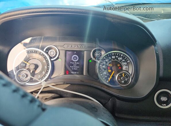 1C6SRFFT0LN313390 2020 RAM 1500 Silver ხელსაწყოთა პანელის ხედი
