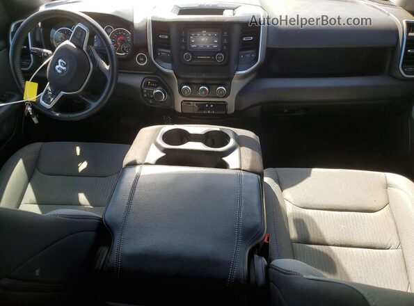 1C6SRFFT0NN477306 2022 RAM 1500 Gray Widok deski rozdzielczej