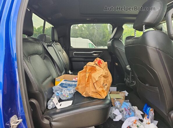 1C6SRFFT1KN872932 2019 RAM 1500 Blue Widok tylnych siedzeń