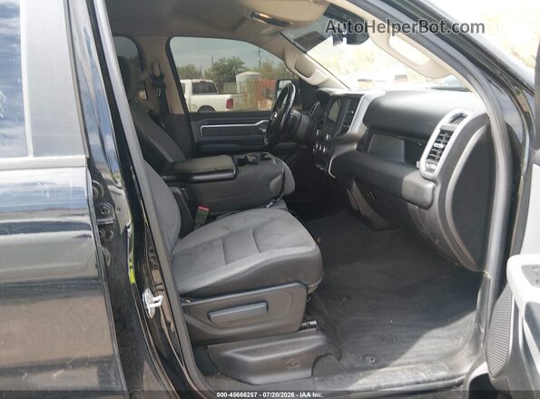 1C6SRFFT1KN881789 2019 RAM 1500 Black Vista interior delantera