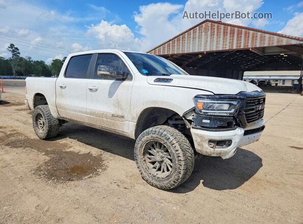 1C6SRFFT1MN555655 2021 RAM 1500 White Front right