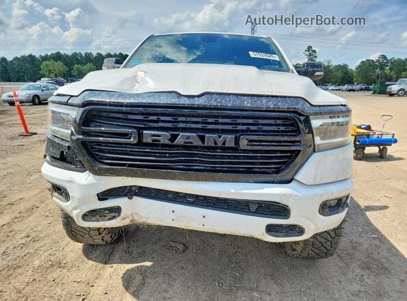 1C6SRFFT1MN555655 2021 RAM 1500 White Front view