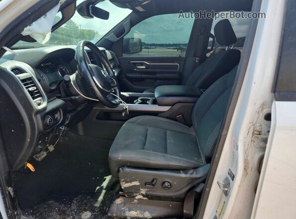 1C6SRFFT1MN555655 2021 RAM 1500 White Front interior view