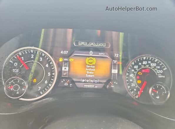 1C6SRFFT1NN459168 2022 RAM 1500 Black Widok zestawu wskaźników