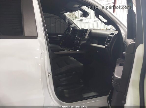 1C6SRFFT1RN181281 2024 RAM 1500 White Front interior view