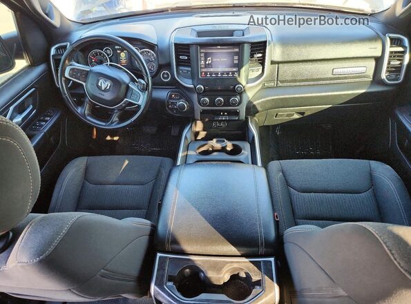 1C6SRFFT2LN399236 2020 RAM 1500 Black Dashboard view