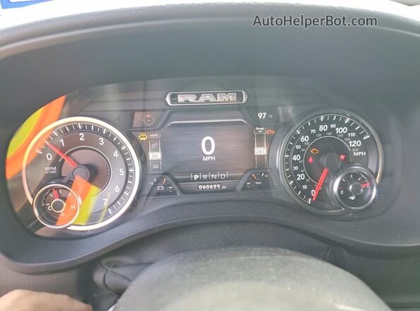 1C6SRFFT2MN598918 2021 RAM 1500 Серый Вид щитка приборов
