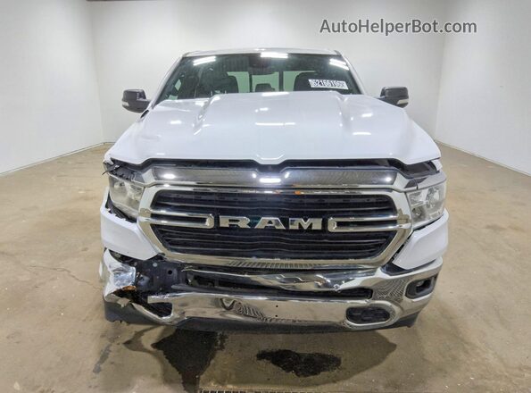1C6SRFFT2MN610453 2021 RAM 1500 White Vista frontal