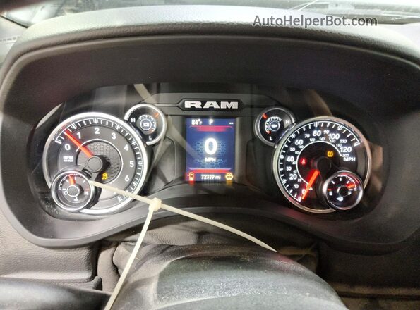 1C6SRFFT2MN610453 2021 RAM 1500 White Vista del cuadro de instrumentos