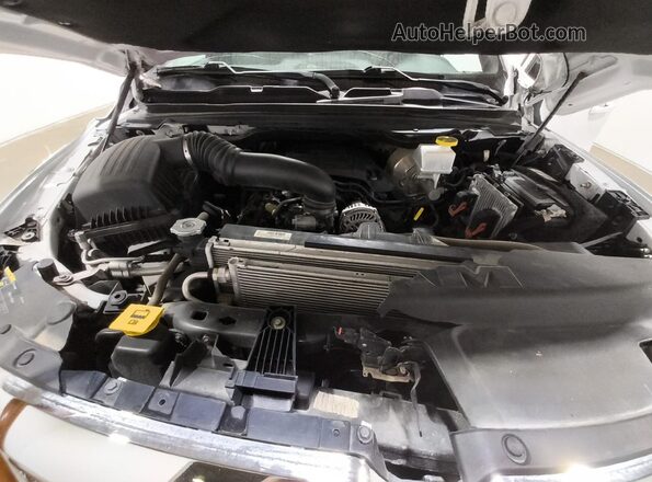1C6SRFFT2MN610453 2021 RAM 1500 White 