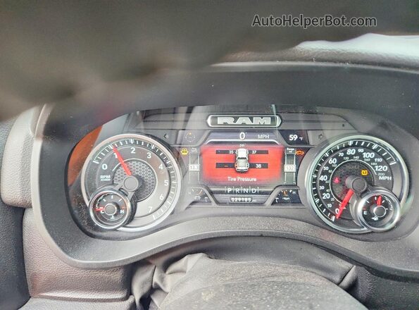 1C6SRFFT2RN165512 2024 RAM 1500 Серый Вид щитка приборов