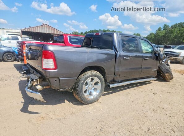 1C6SRFFT3KN637299 2019 RAM 1500 Серый Задняя правая четверть