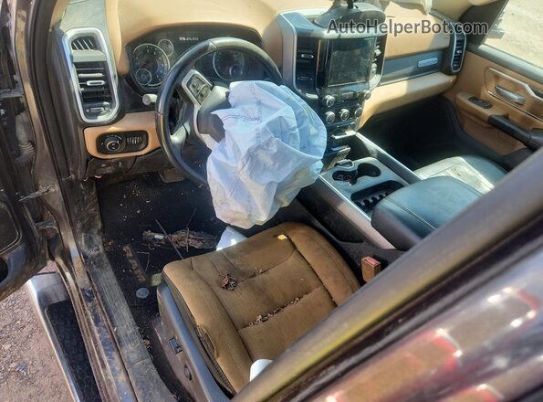 1C6SRFFT3KN637299 2019 RAM 1500 Серый Вид панели приборов