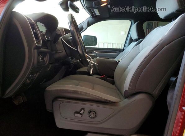 1C6SRFFT3MN626001 2021 RAM 1500 Burgundy Vista interior delantera