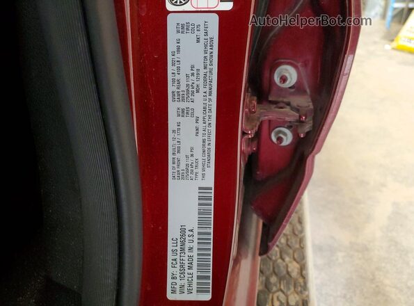 1C6SRFFT3MN626001 2021 RAM 1500 Burgundy Vista del compartimento del motor