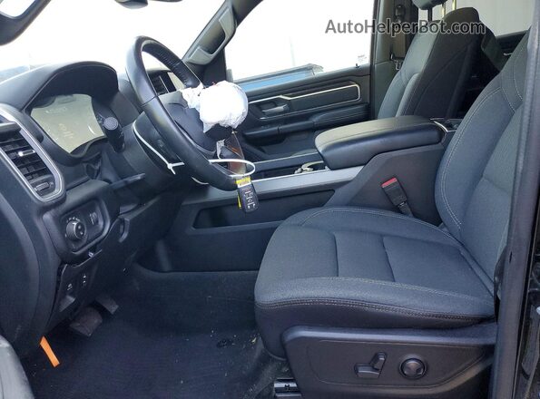 1C6SRFFT3NN361310 2022 RAM 1500 Black Вид салону спереду