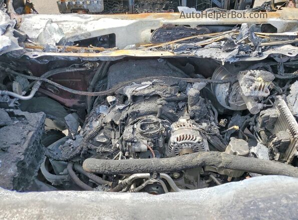 1C6SRFFT4KN584886 2019 RAM 1500 Maroon Vista interior trasera