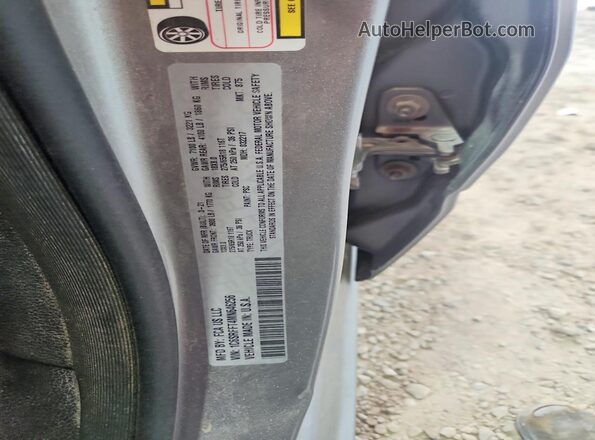 1C6SRFFT4MN646256 2021 RAM 1500 Silver Vista del compartimento del motor