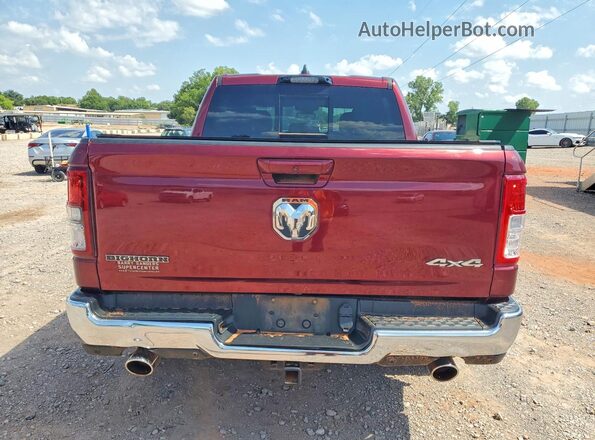 1C6SRFFT4NN136586 2022 RAM 1500 Red Rear view