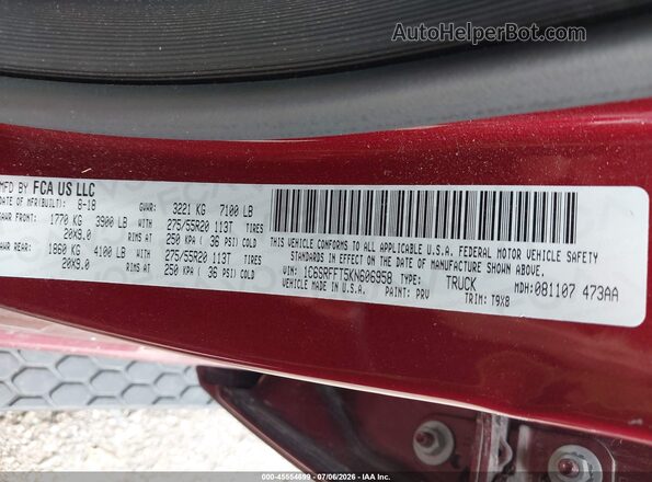 1C6SRFFT5KN606958 2019 RAM 1500 Red Widok komory silnika
