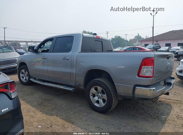 1C6SRFFT5NN108649 2022 RAM 1500 Silver Trasero izquierdo
