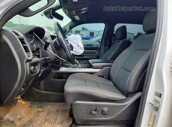 1C6SRFFT5PN517124 2023 RAM 1500 White Front interior view