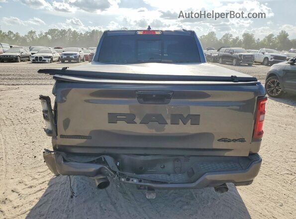1C6SRFFT5TN233244 2026 RAM 1500 Gray Widok z tyłu