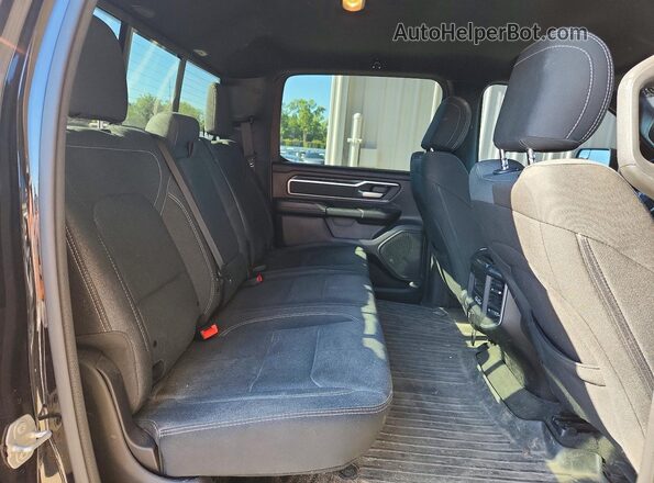 1C6SRFFT6KN899088 2019 RAM 1500 Black Вид задніх сидінь