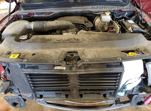 1C6SRFFT6LN204397 2020 RAM 1500 Maroon Vista interior trasera