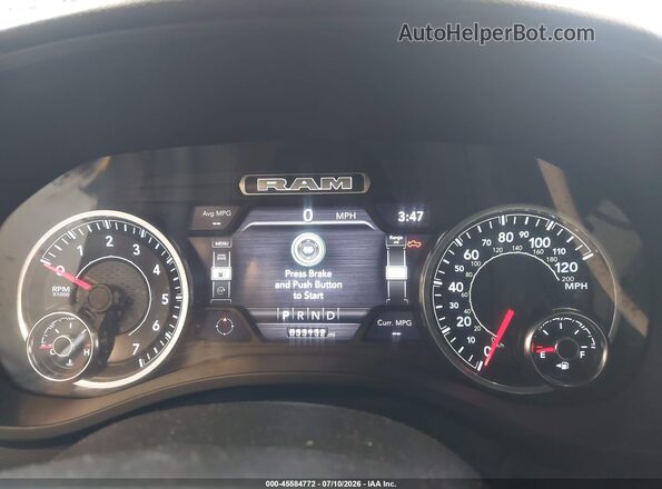 1C6SRFFT6RN119388 2024 RAM 1500 Black Vista de los asientos traseros